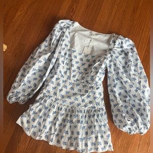 Caroline constas size medium new w tags